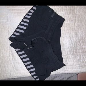 LULULEMON SWIMSUIT COVER UP BOTTOMS SIZE 2